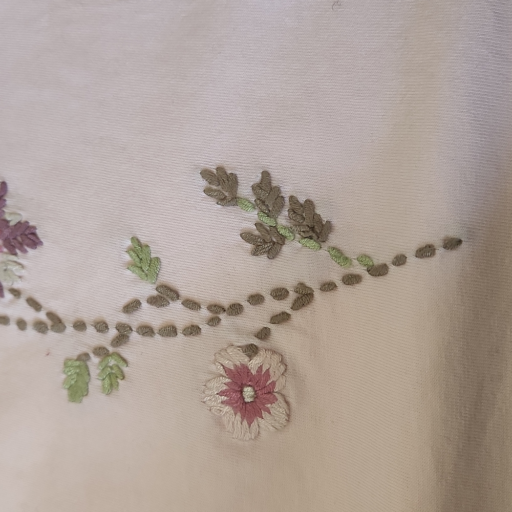 Liz Claiborne Sz L Drk Pink At Shoulders,Light Pink Body Wcascade Flowers - Picture 9 of 10